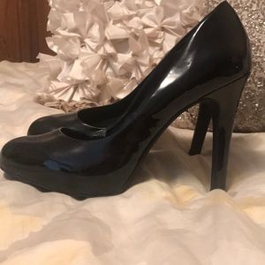 Worn Once! Black Jessica Simpson Pumps